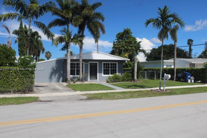 LAKE LUCERNE SEC 3 - Residential