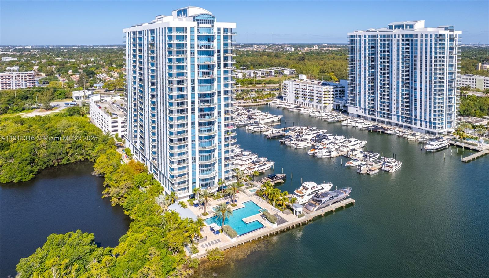 MARINA PALMS RESIDENCES S - Residential