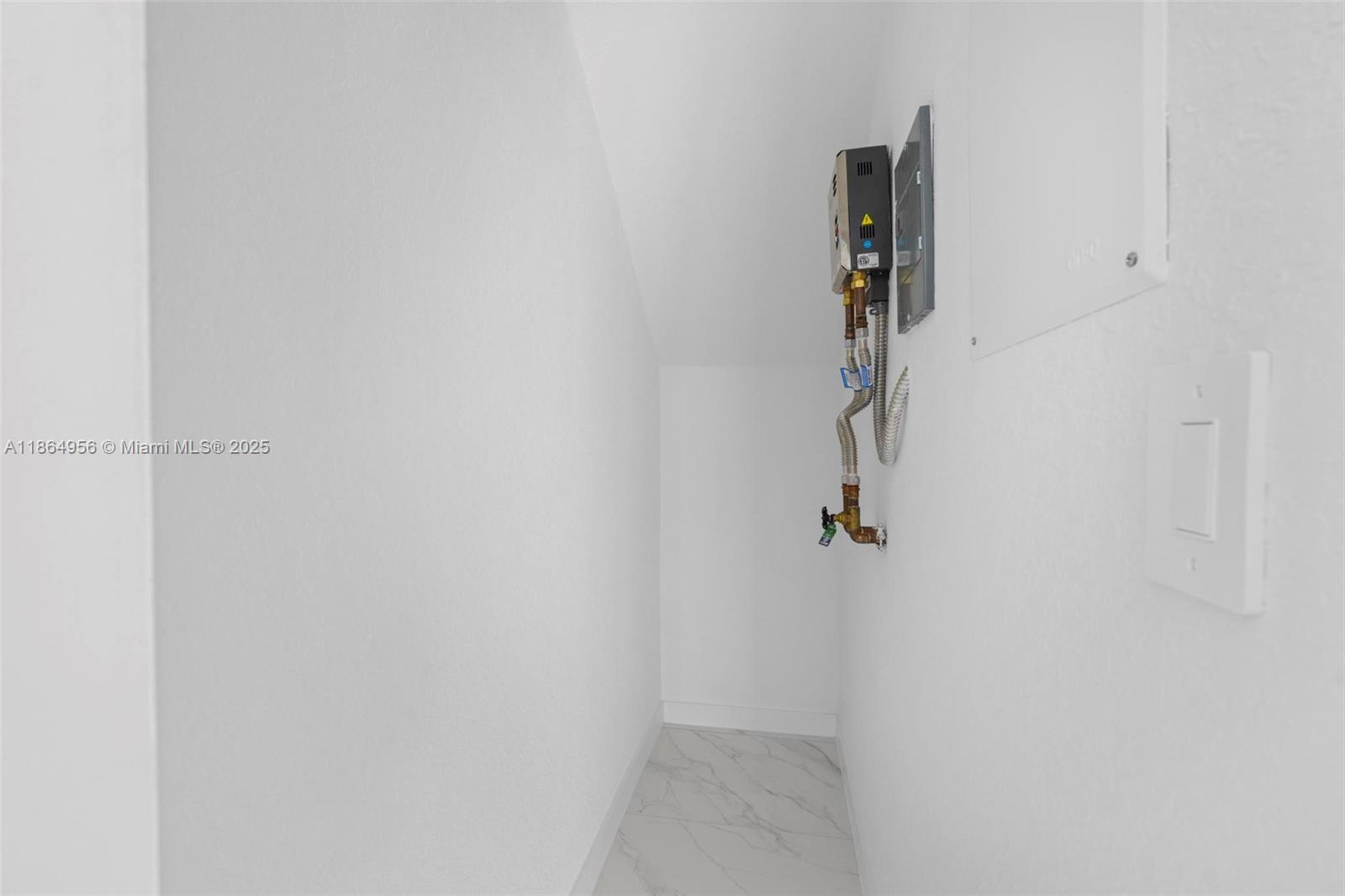 SUNRISE ESTATES - Residential