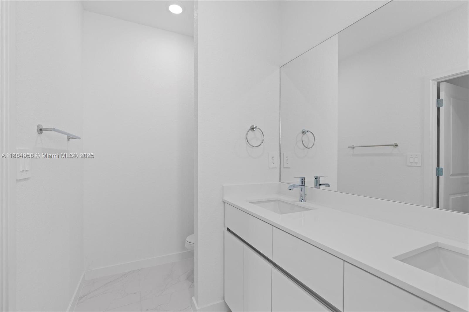 SUNRISE ESTATES - Residential