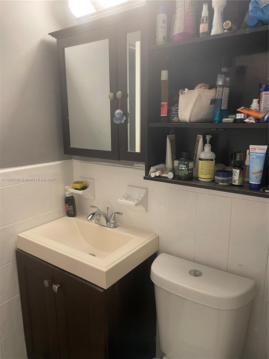TAROMINA APTS CO-OP - Residential Lease