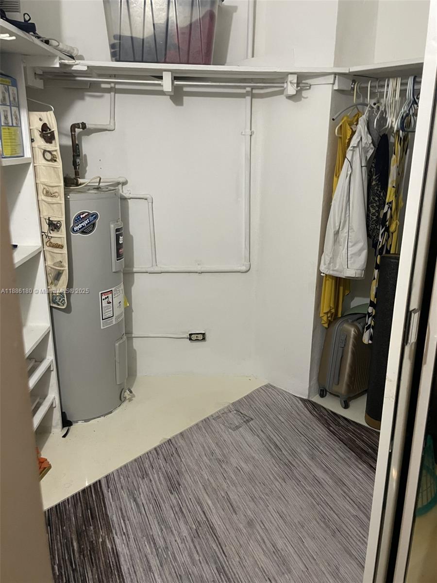 TAROMINA APTS CO-OP - Residential Lease