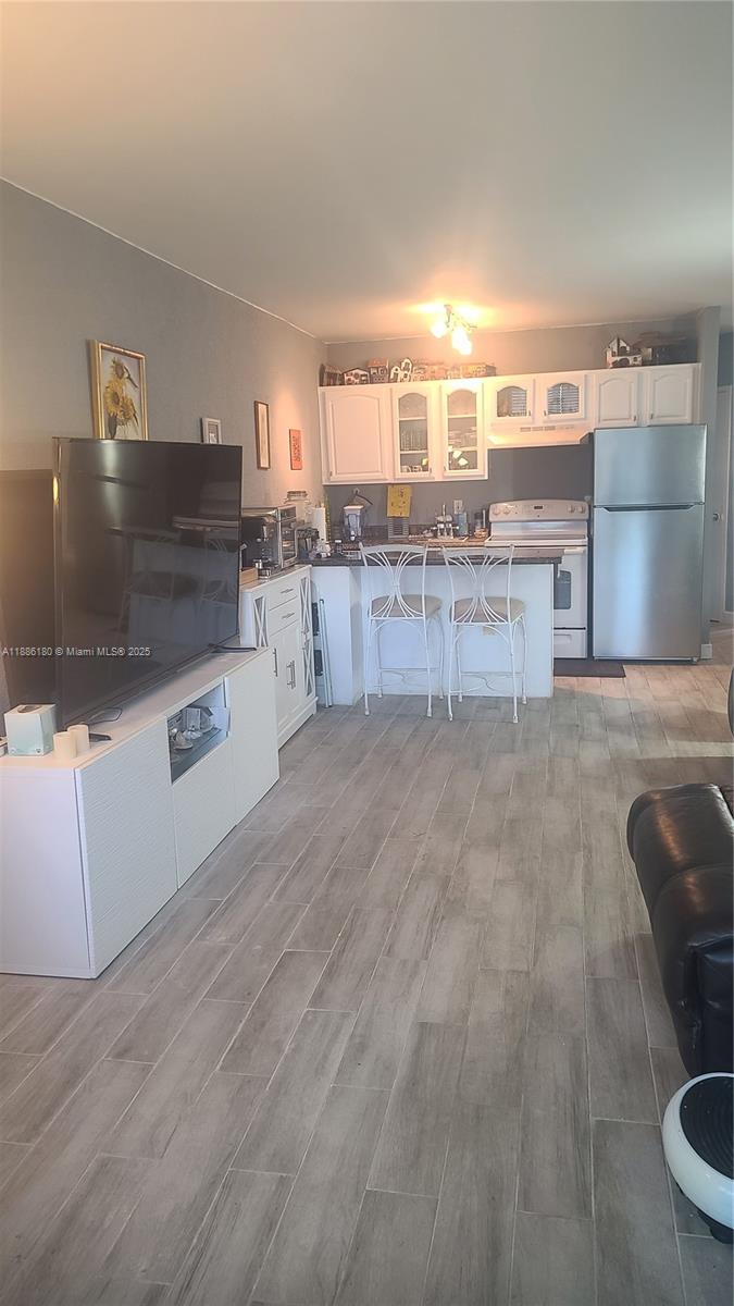 TAROMINA APTS CO-OP - Residential Lease