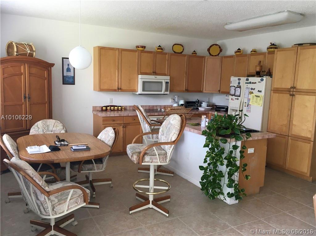 Riviera Isles III 172-36 - Residential Lease