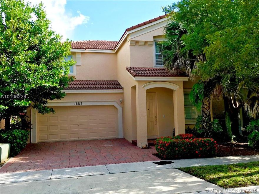 Spacious 4/2 lakefront home in desirable Riviera Isles, Home features tile on ground floor and carpeting on 2nd floor. Property very well maintained, community offers resort-style living.

Won't Last!!!! Easy to Show!!!!