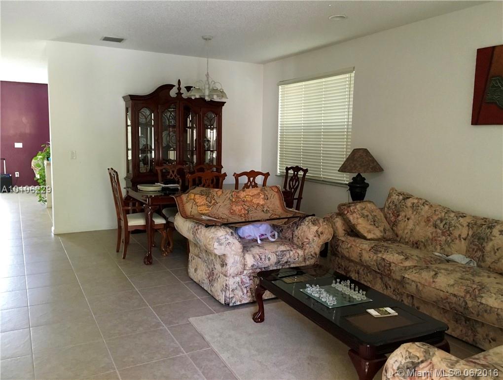 Riviera Isles III 172-36 - Residential Lease