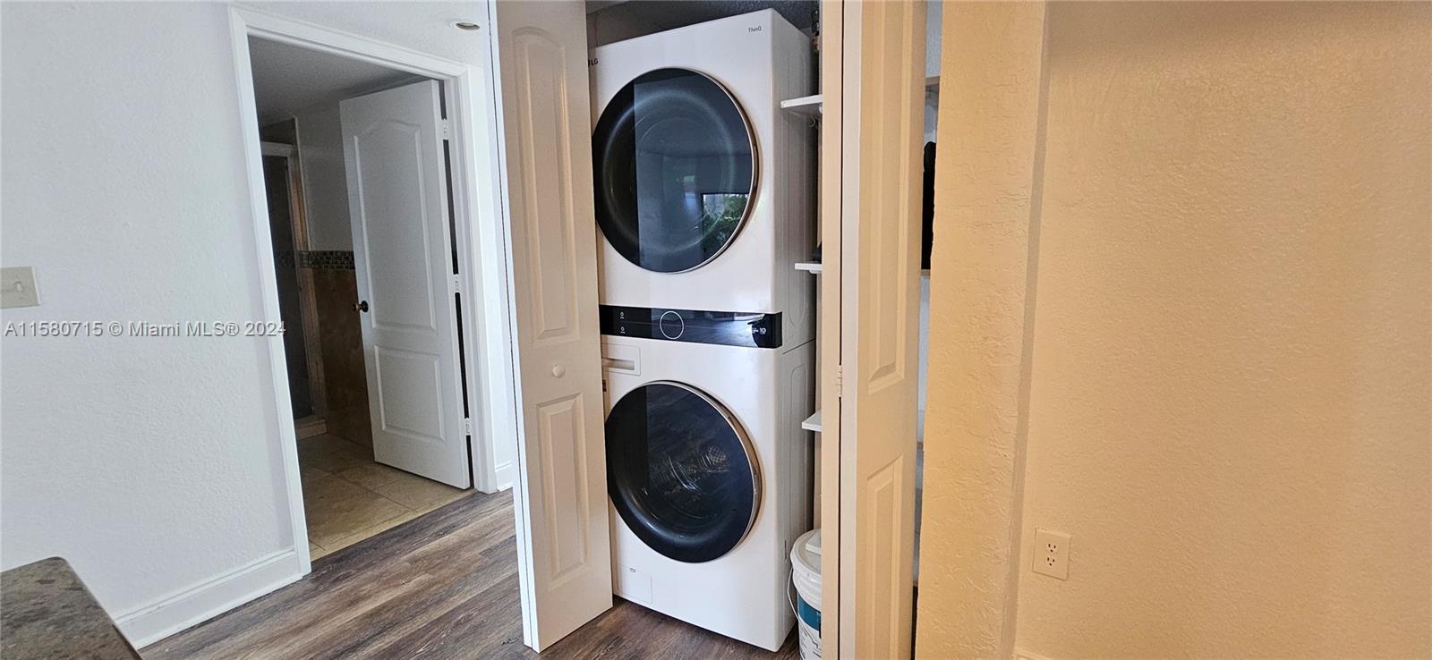 Villa Doral Condo - Residential Lease
