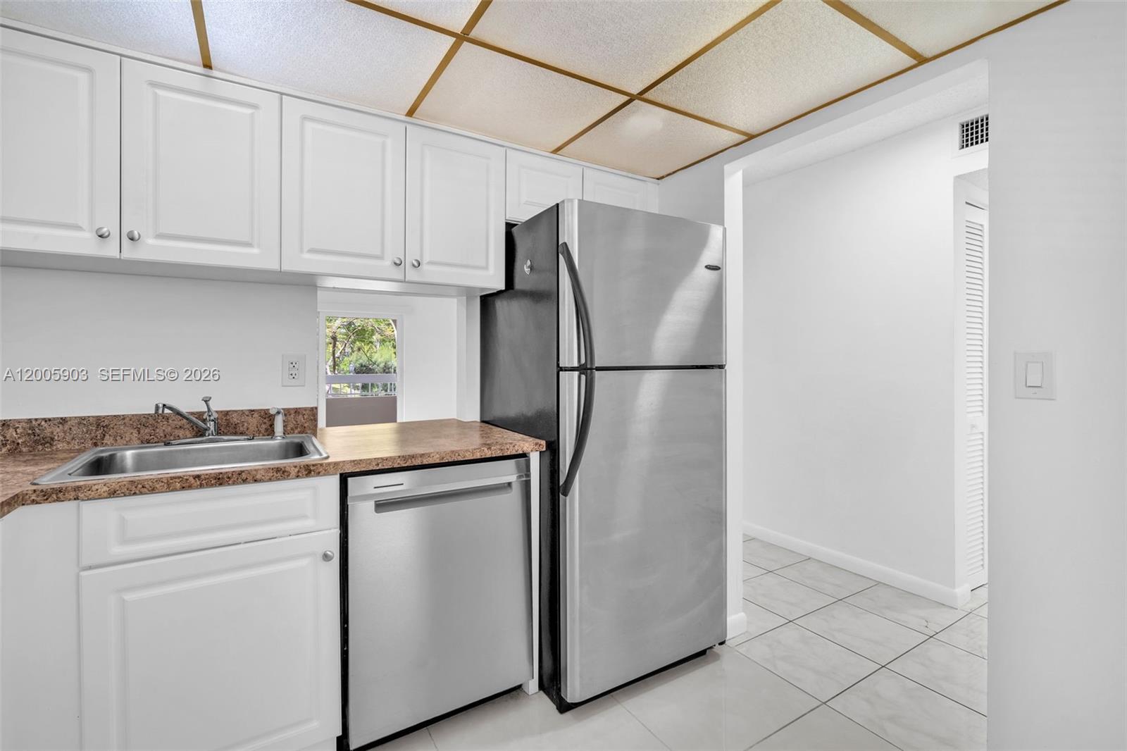 VILLAGE OF KINGS CREEK CO - Residential