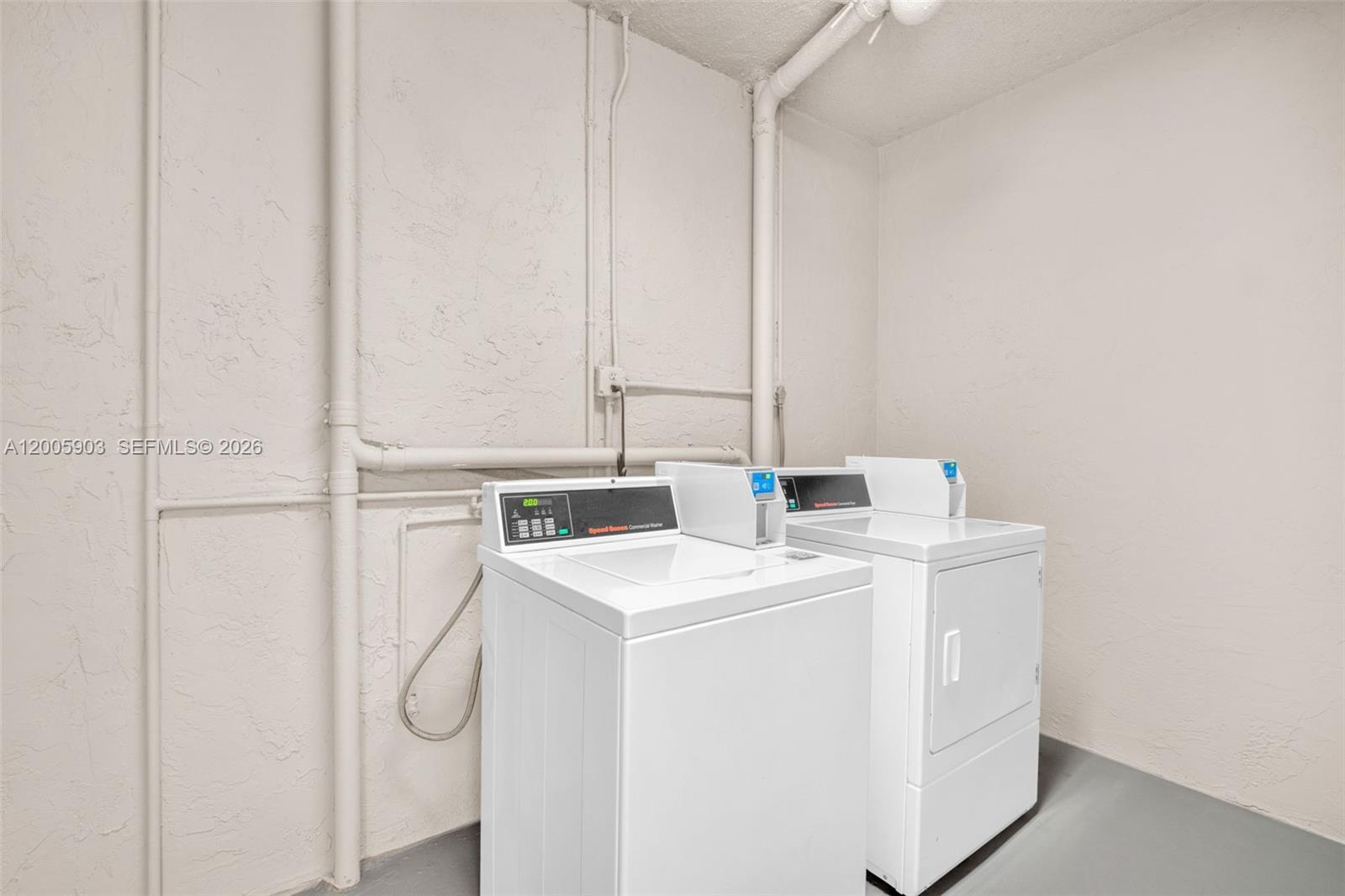 VILLAGE OF KINGS CREEK CO - Residential