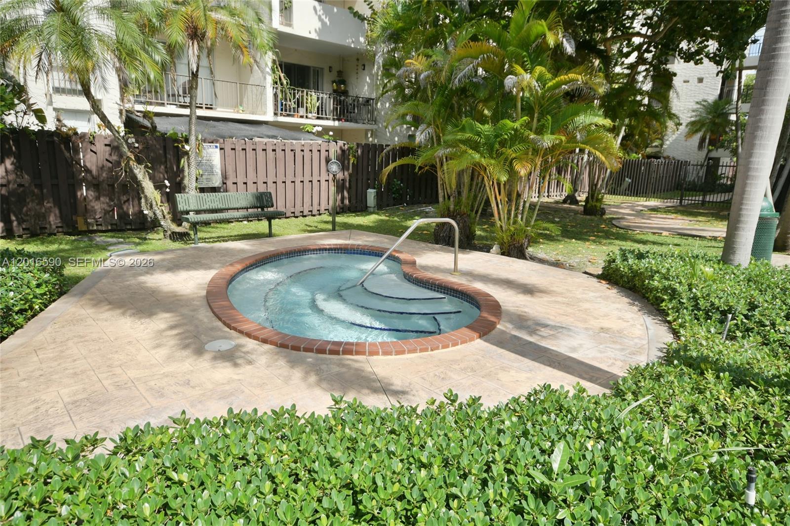 DADELAND GROVE CONDO - Residential Lease