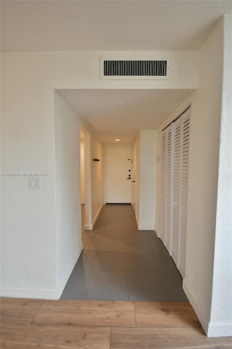 DADELAND GROVE CONDO - Residential Lease