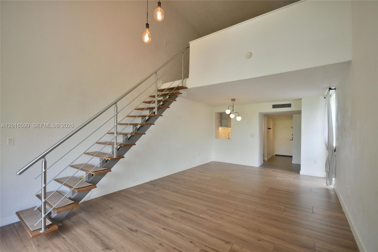 DADELAND GROVE CONDO - Residential Lease