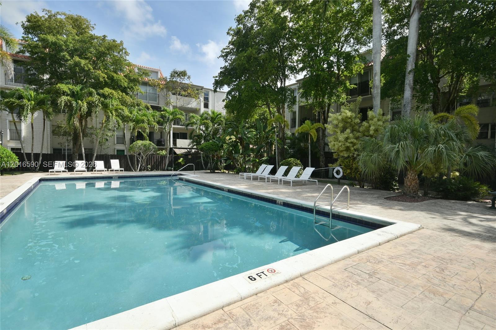 DADELAND GROVE CONDO - Residential Lease