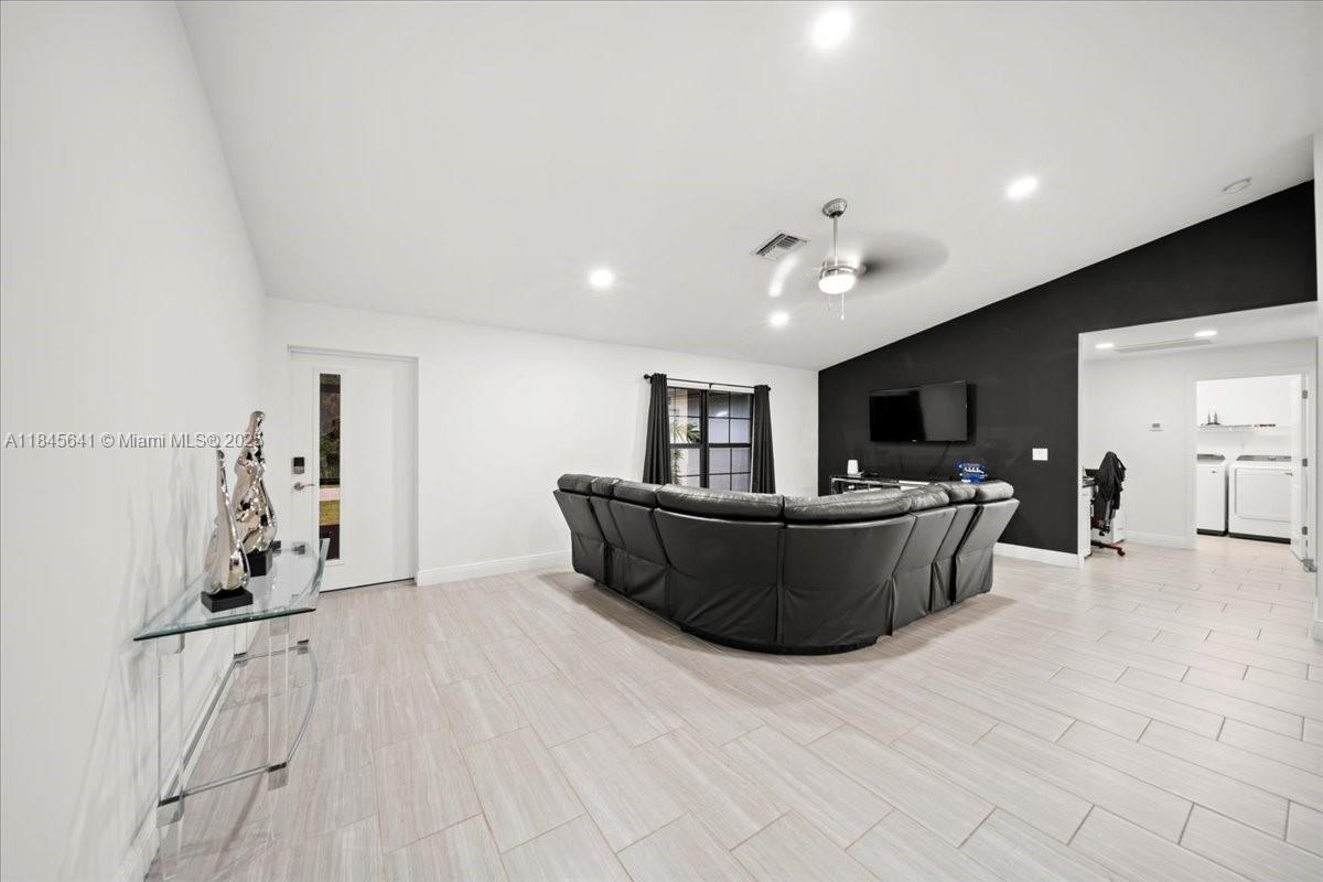 LEHIGH ACRES 26. - Residential