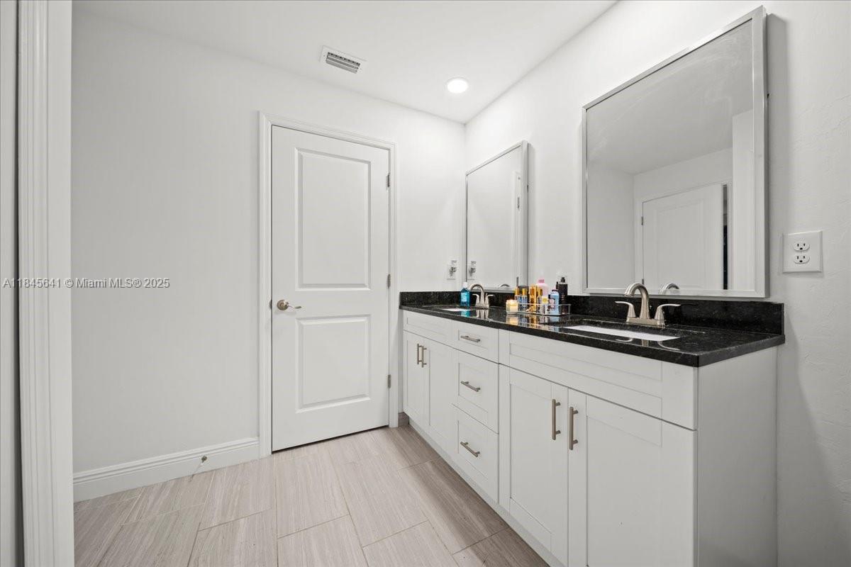 LEHIGH ACRES 26. - Residential