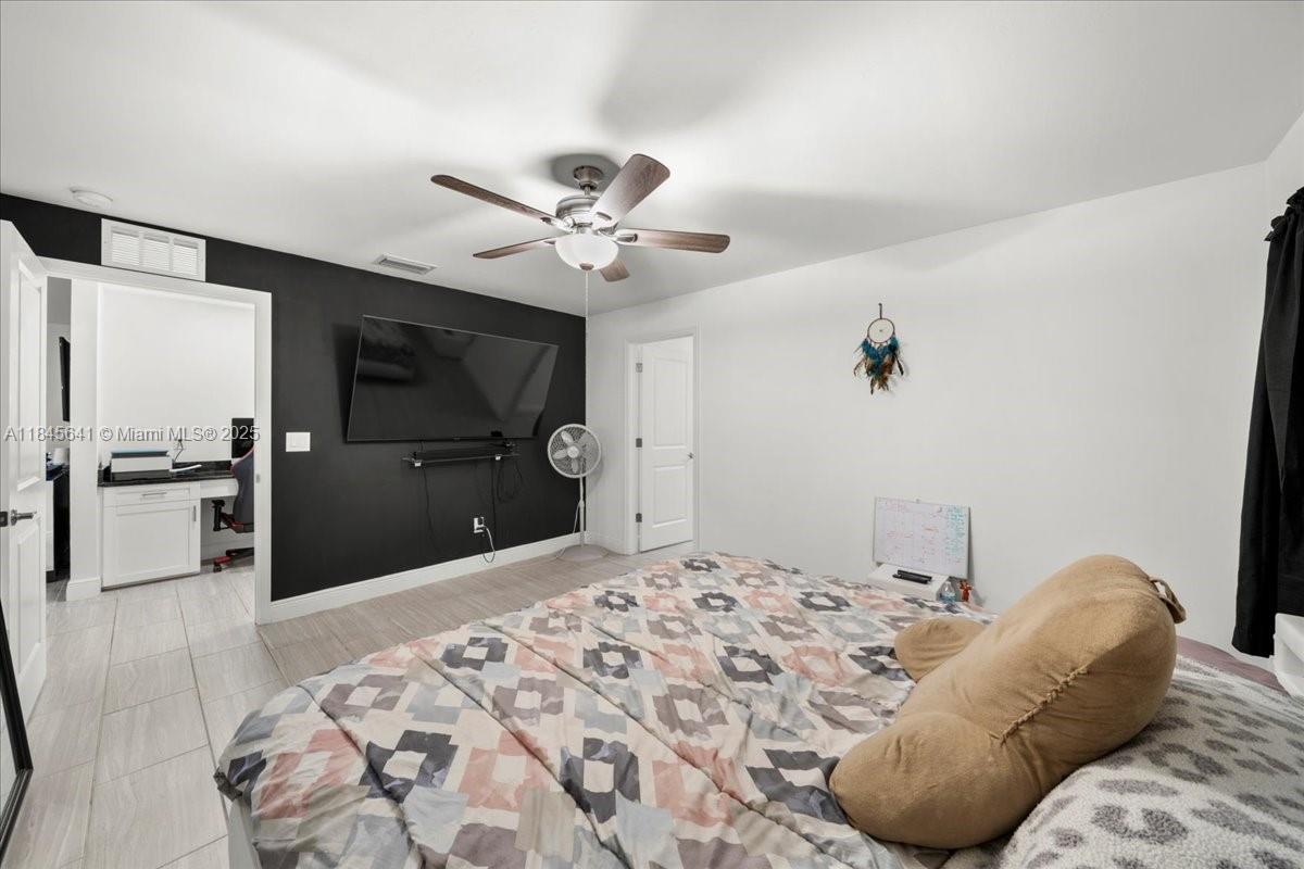 LEHIGH ACRES 26. - Residential