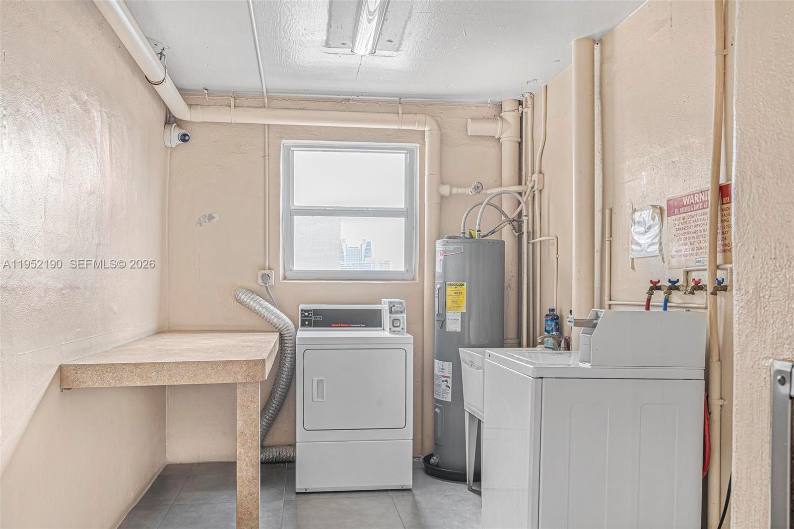 MEADOWBROOK TOWERS CONDO - Residential