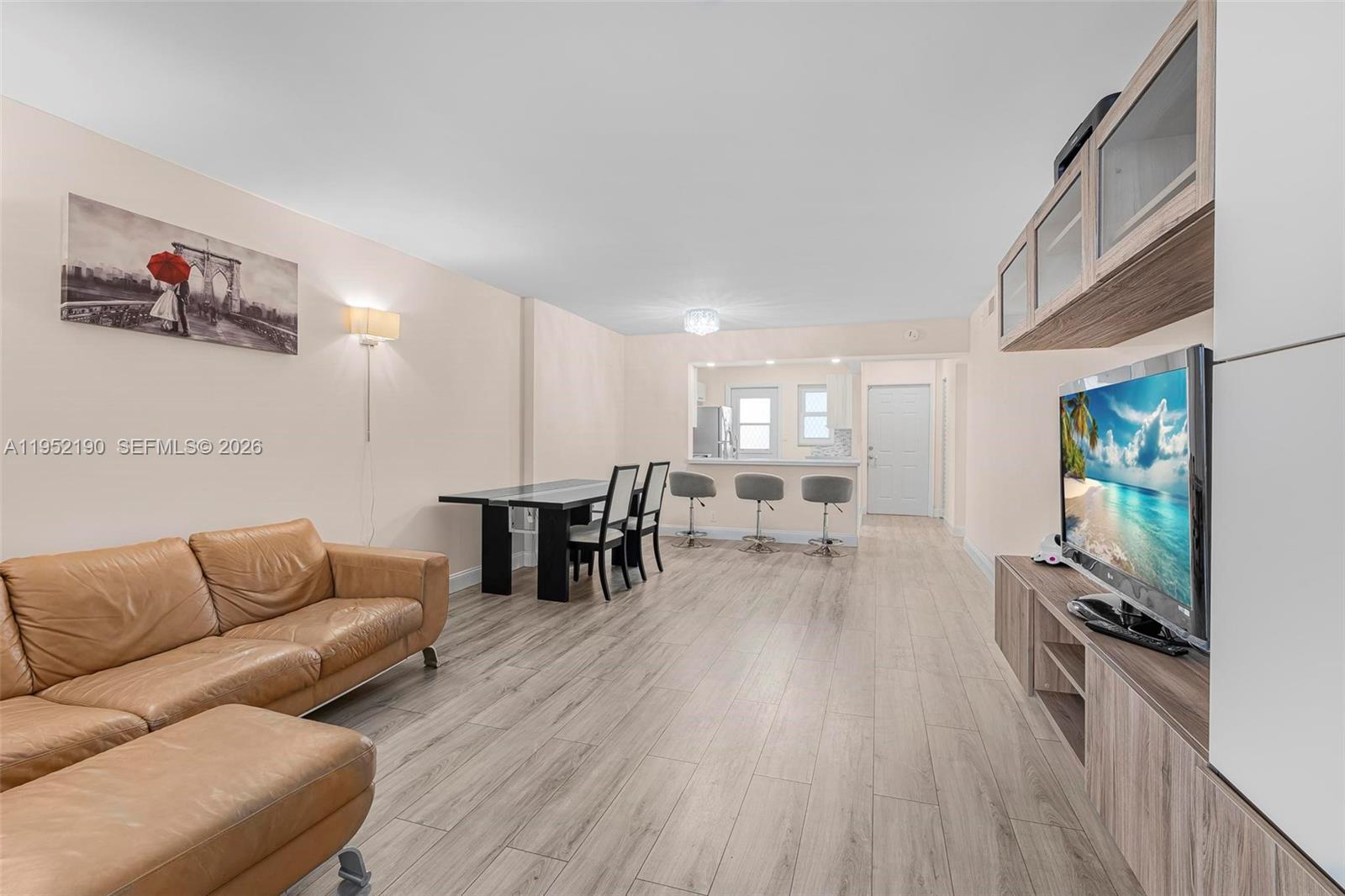 MEADOWBROOK TOWERS CONDO - Residential