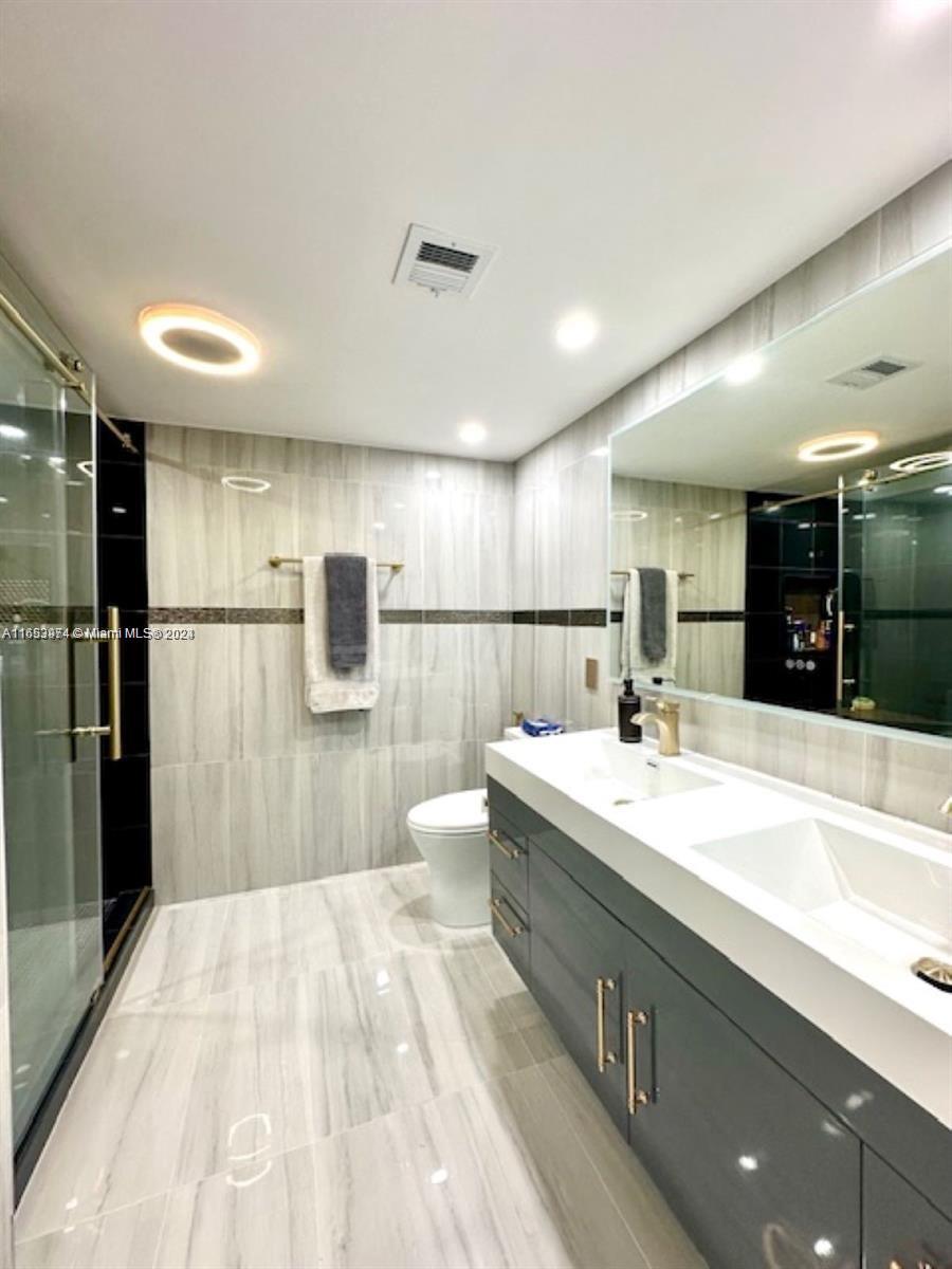 AVANT GARDE CONDO - Residential