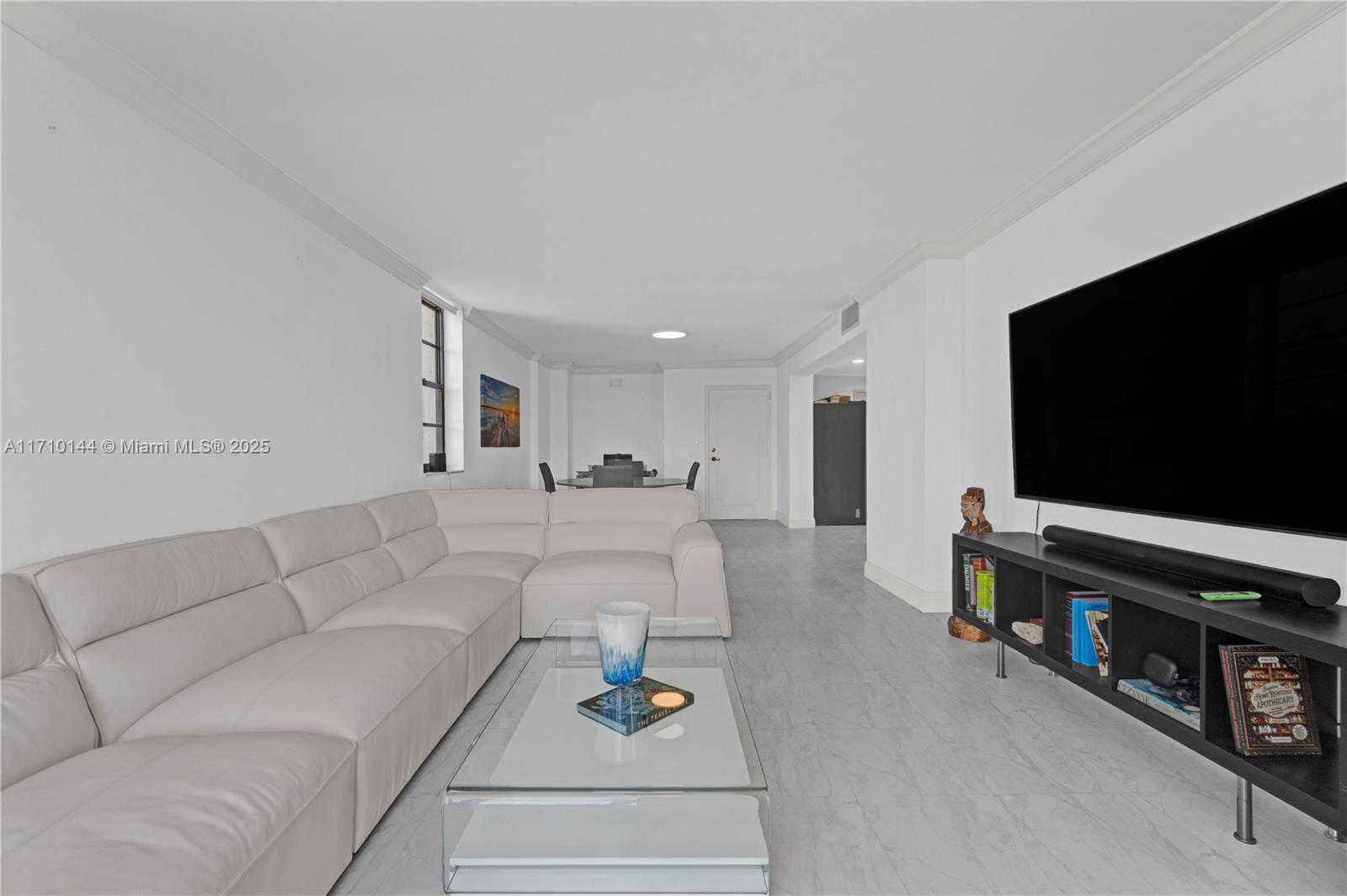 1600 S Ocean Dr 2F