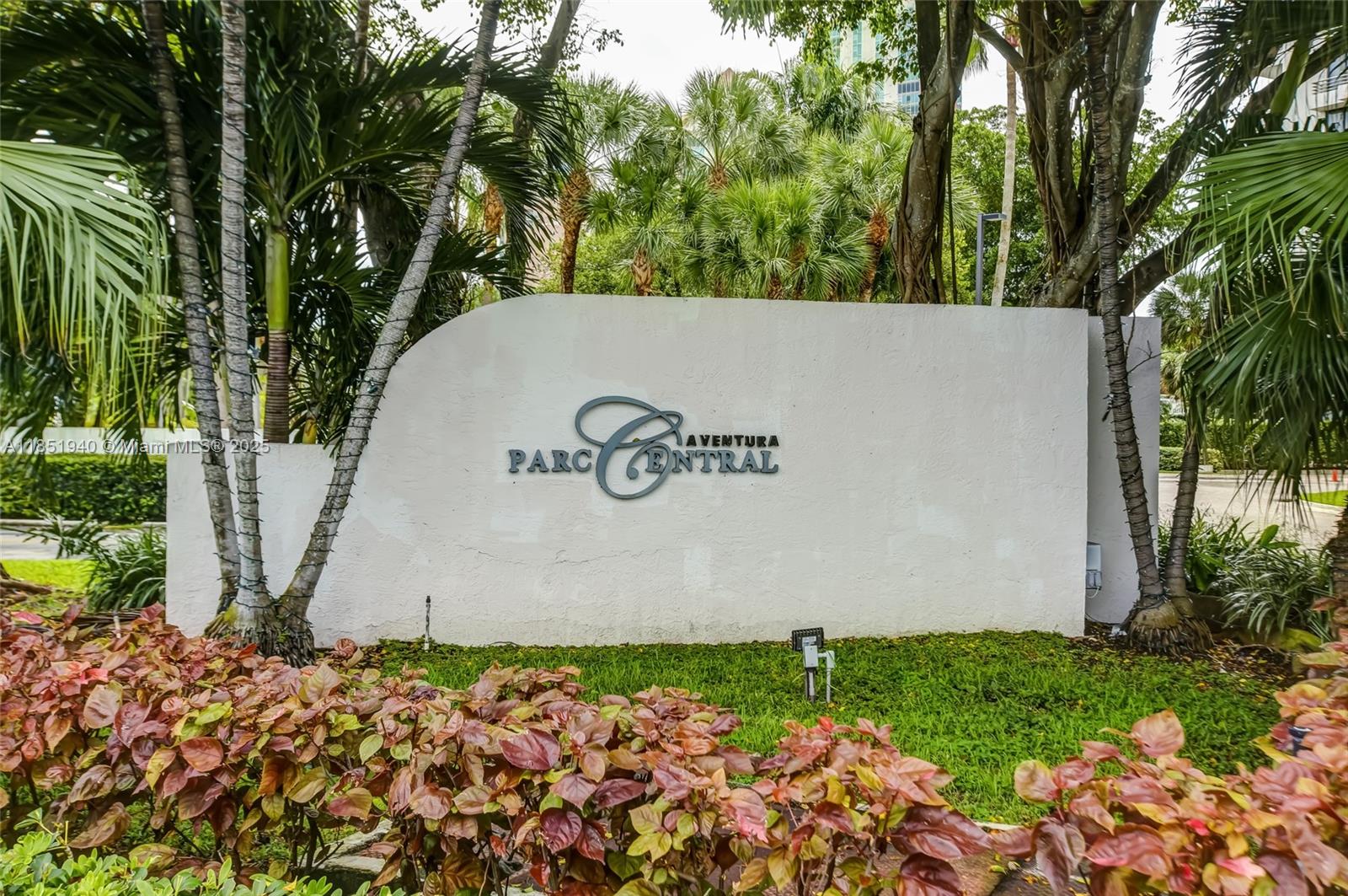 PARC CENTRAL AVENTURA SOU - Residential