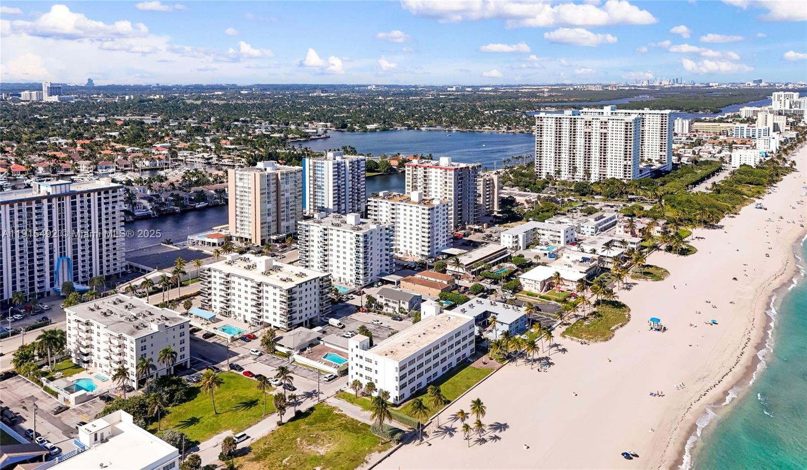 HYDE PARK TOWERS CONDO - Residential