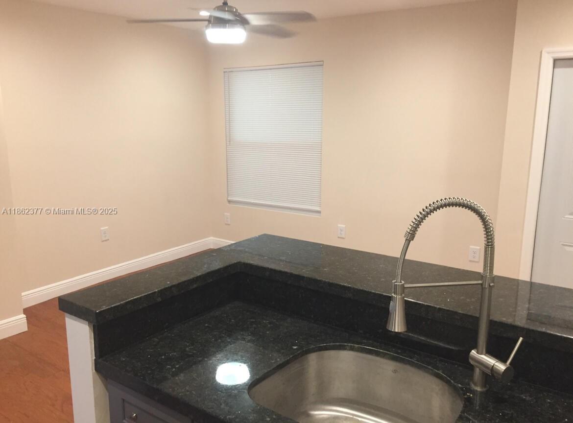 COLEE HAMMOCK - Residential Lease