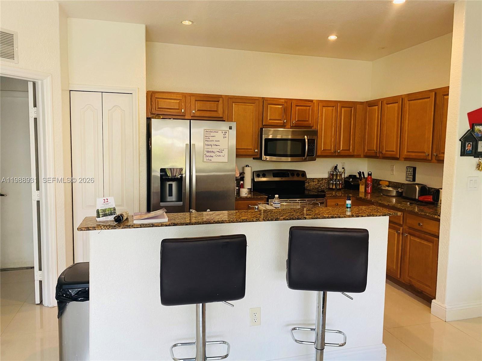 ISLANDS AT DORAL TOWNHOME - Residential Lease