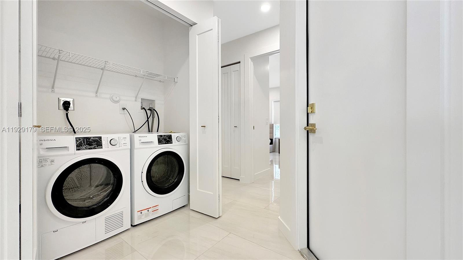 SECTOR 4 NORTH - Residential Lease