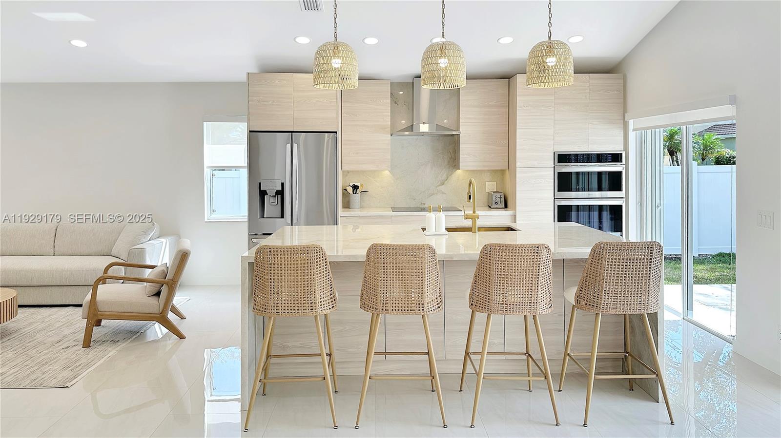 SECTOR 4 NORTH - Residential Lease