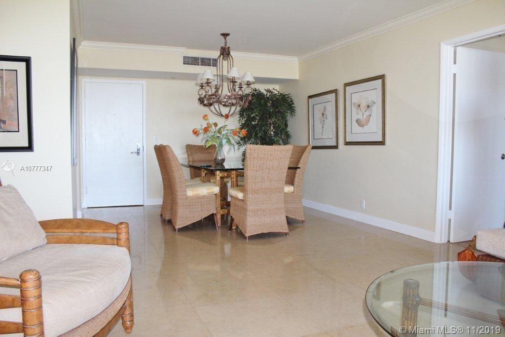 PARC CENTRAL AVENTURA SOU - Residential Lease