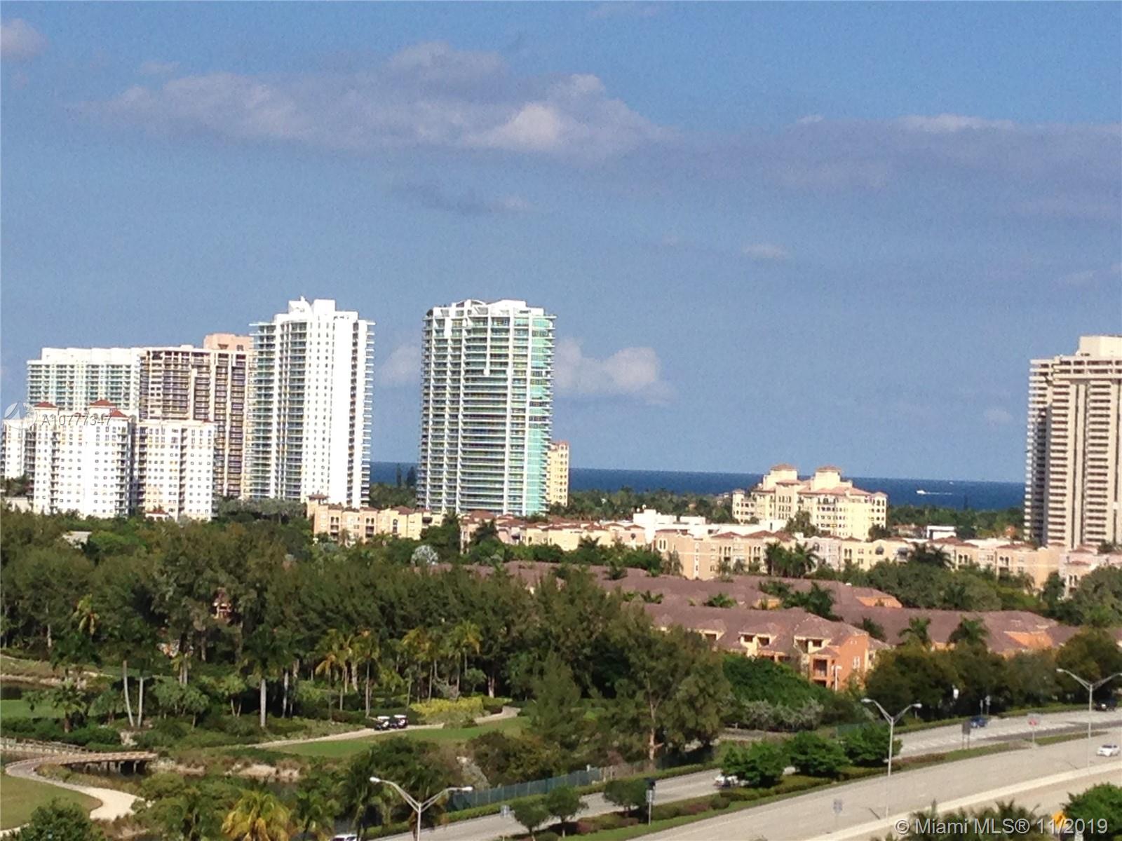 PARC CENTRAL AVENTURA SOU - Residential Lease