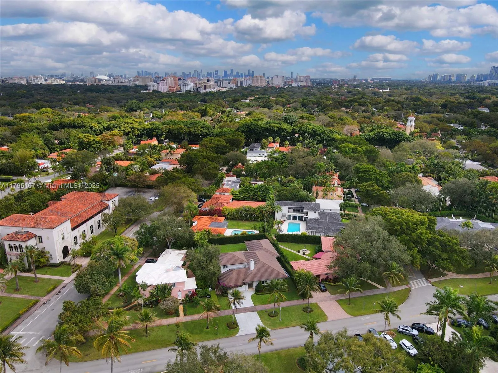 Coral Gables, Florida 33134, United States, 4 Bedrooms Bedrooms, ,3 BathroomsBathrooms,Residential,Active,121877