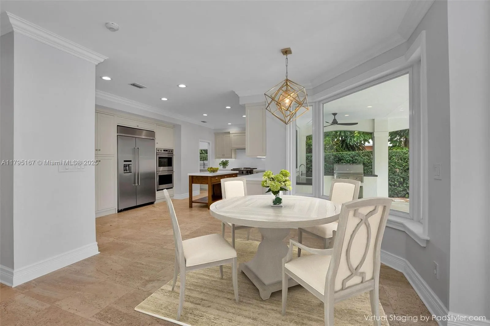 Coral Gables, Florida 33134, United States, 4 Bedrooms Bedrooms, ,3 BathroomsBathrooms,Residential,Active,121877