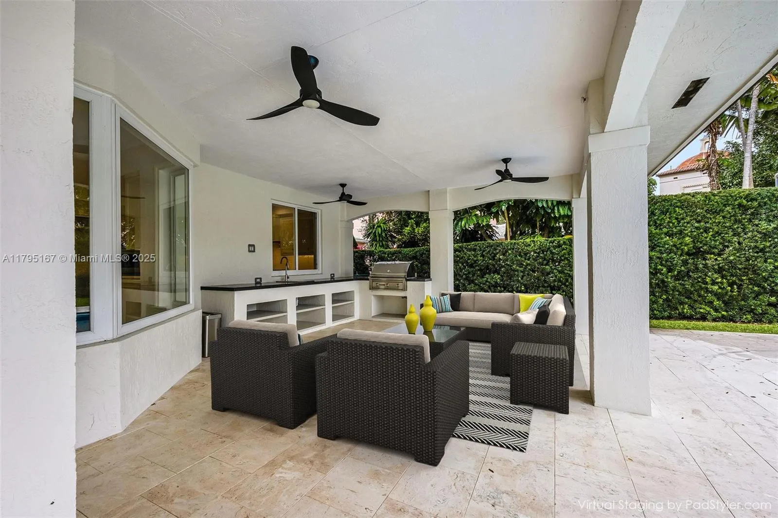Coral Gables, Florida 33134, United States, 4 Bedrooms Bedrooms, ,3 BathroomsBathrooms,Residential,Active,121877
