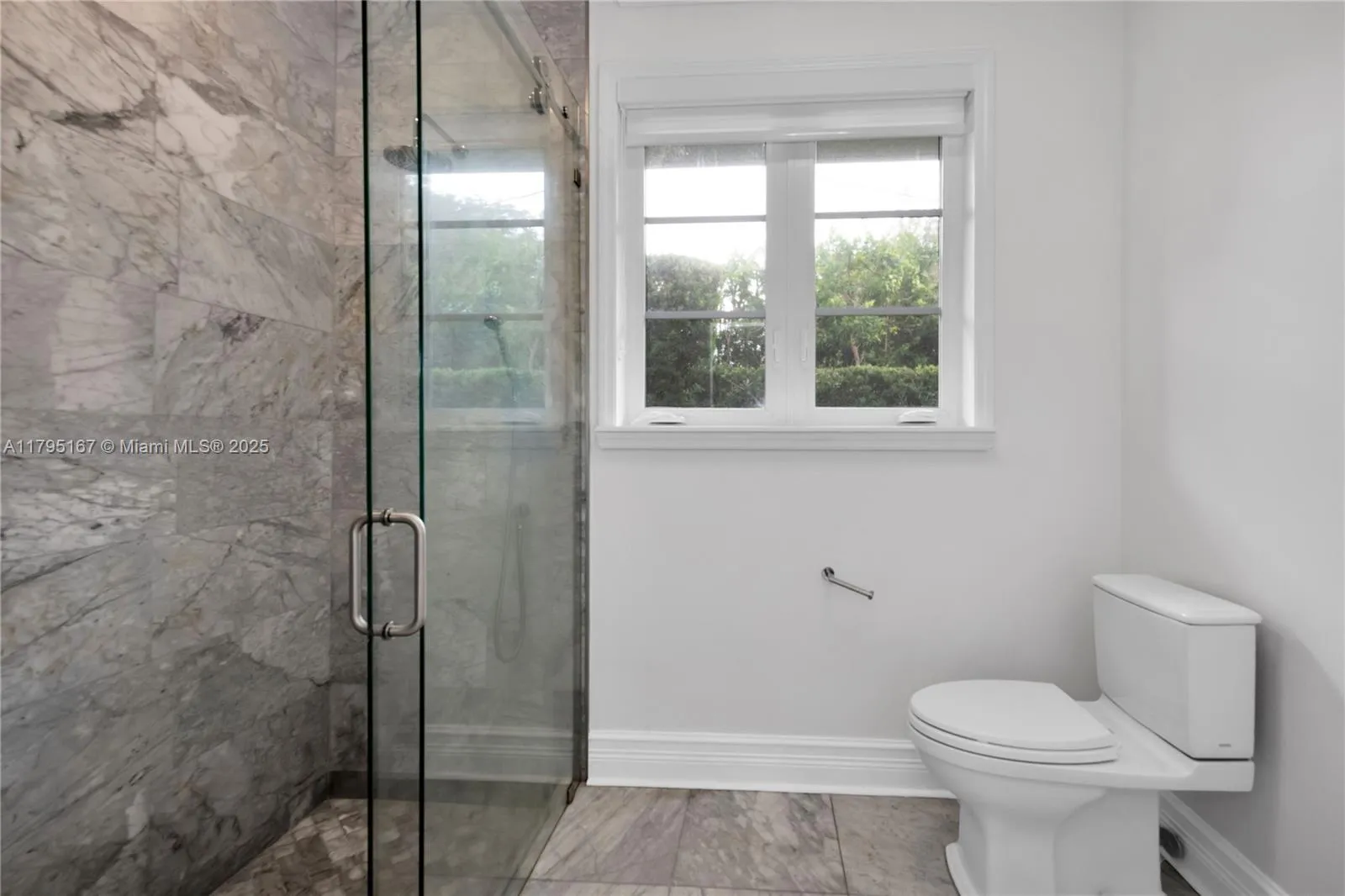 Coral Gables, Florida 33134, United States, 4 Bedrooms Bedrooms, ,3 BathroomsBathrooms,Residential,Active,121877