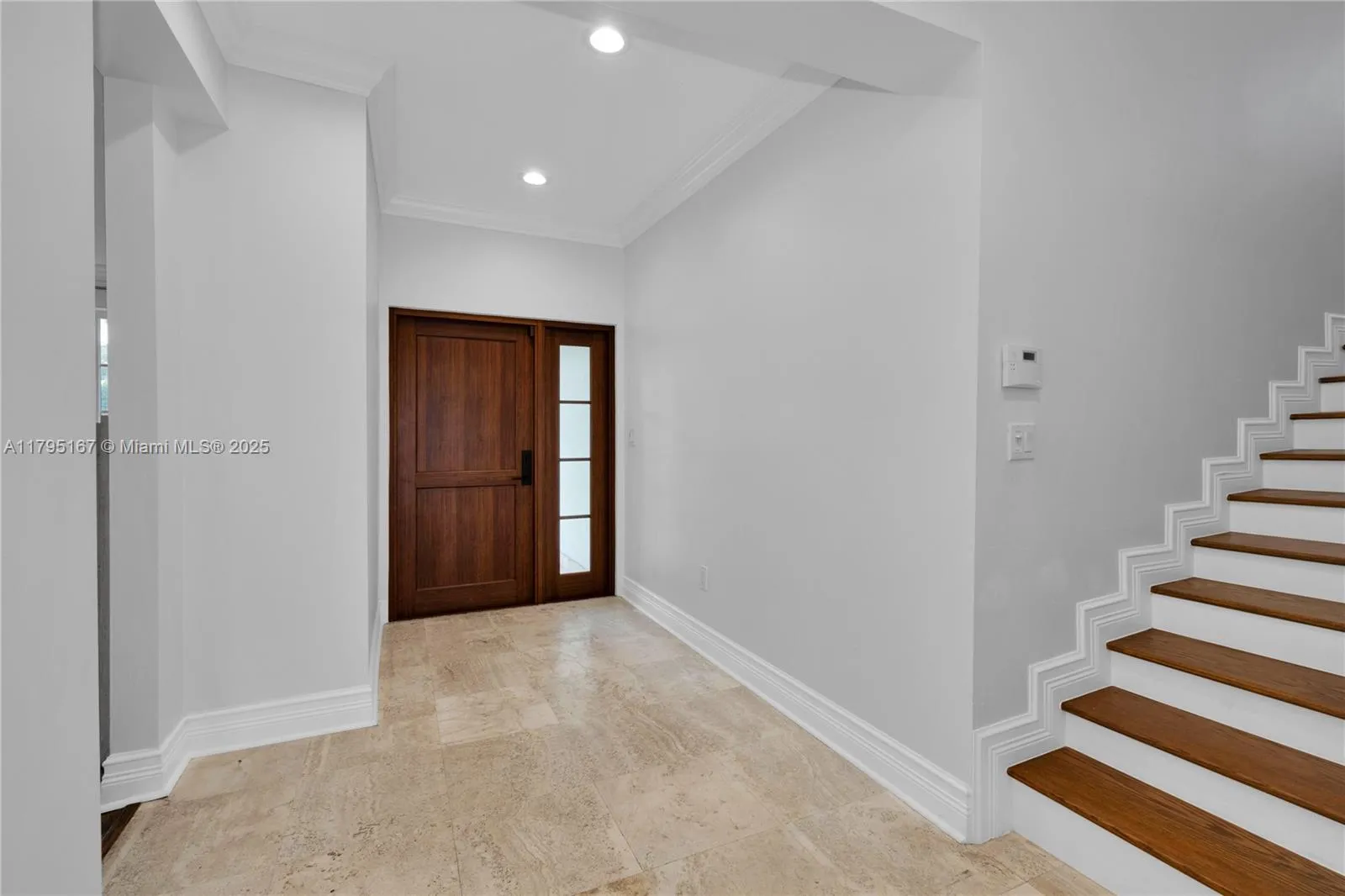 Coral Gables, Florida 33134, United States, 4 Bedrooms Bedrooms, ,3 BathroomsBathrooms,Residential,Active,121877