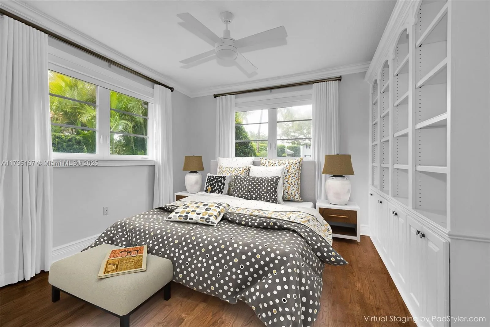 Coral Gables, Florida 33134, United States, 4 Bedrooms Bedrooms, ,3 BathroomsBathrooms,Residential,Active,121877