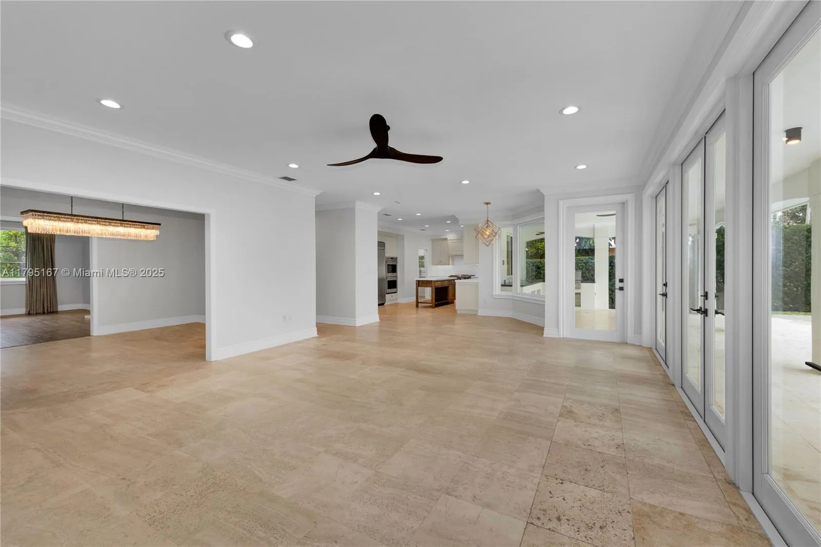 Coral Gables, Florida 33134, United States, 4 Bedrooms Bedrooms, ,3 BathroomsBathrooms,Residential,Active,121877