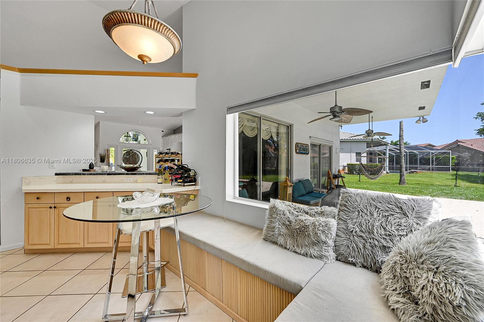 KENSINGTON - Residential