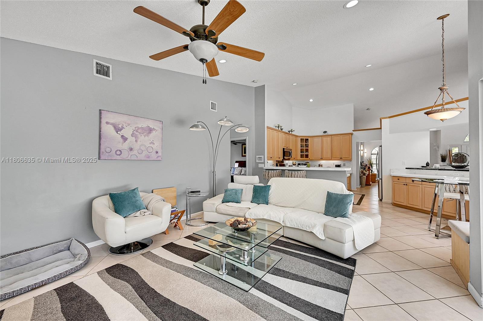 KENSINGTON - Residential
