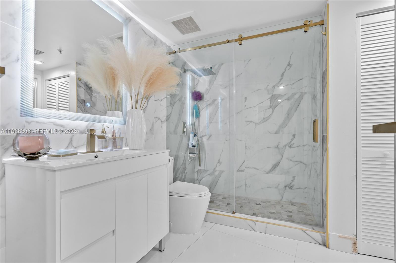 OPERA TOWER CONDO - Residential