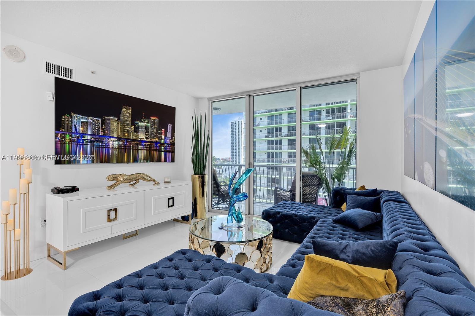 1750 N Bayshore Dr 1709