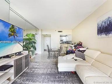 BRICKELL KEY II CONDO - Residential