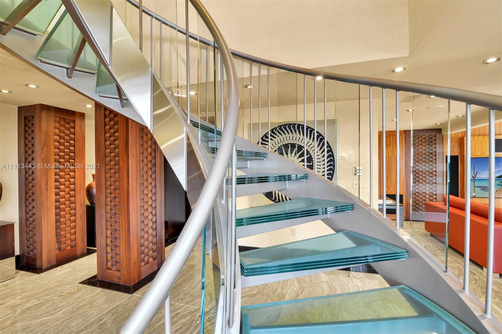 EXCELSIOR CONDO - Residential