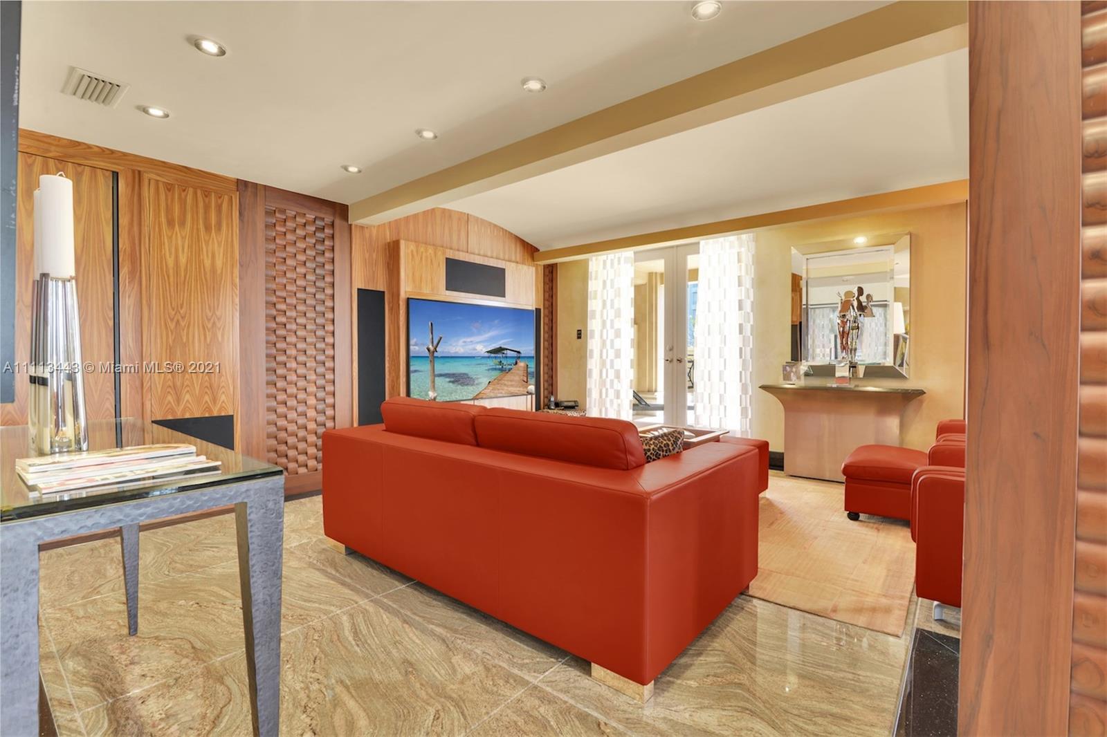 EXCELSIOR CONDO - Residential