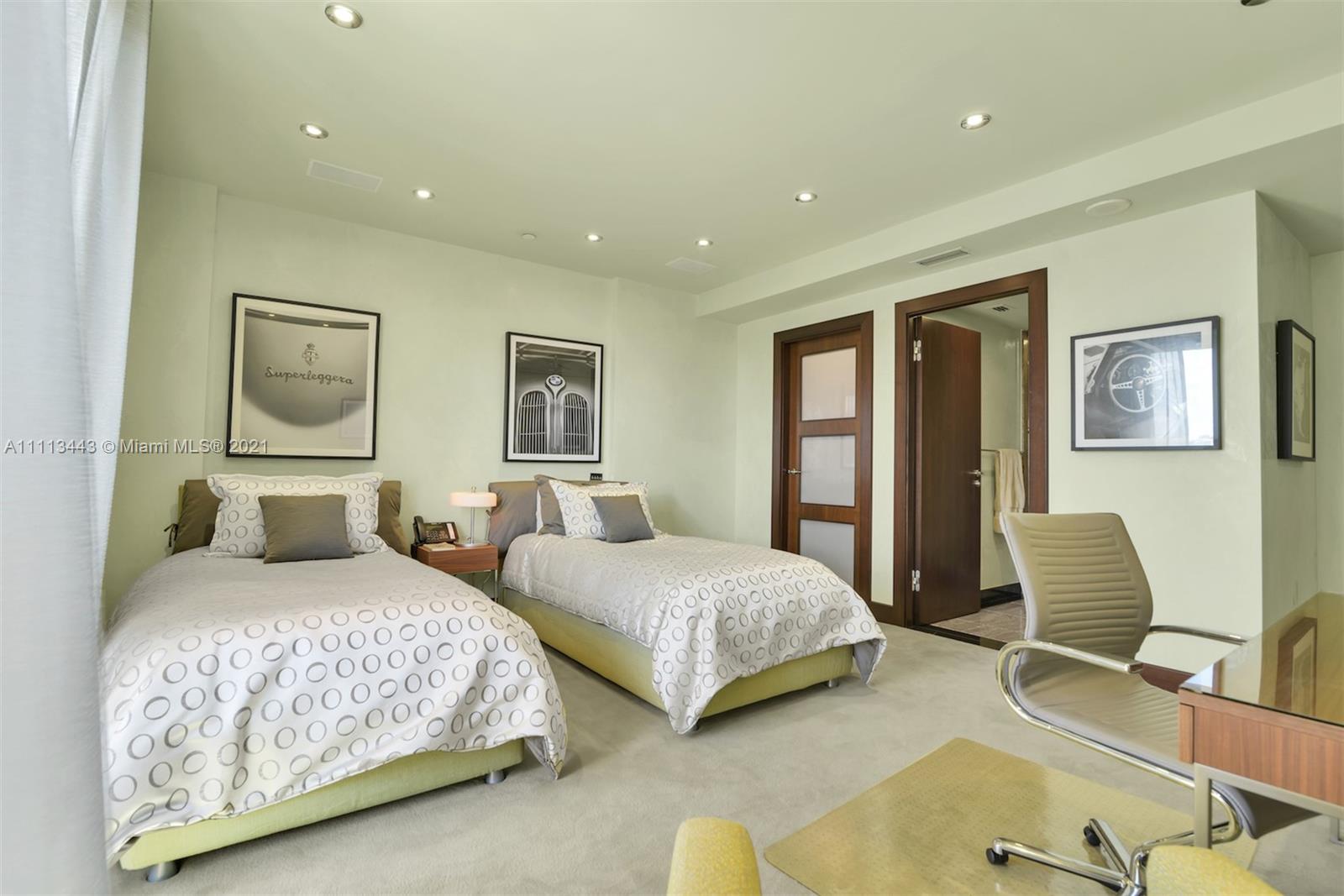 EXCELSIOR CONDO - Residential