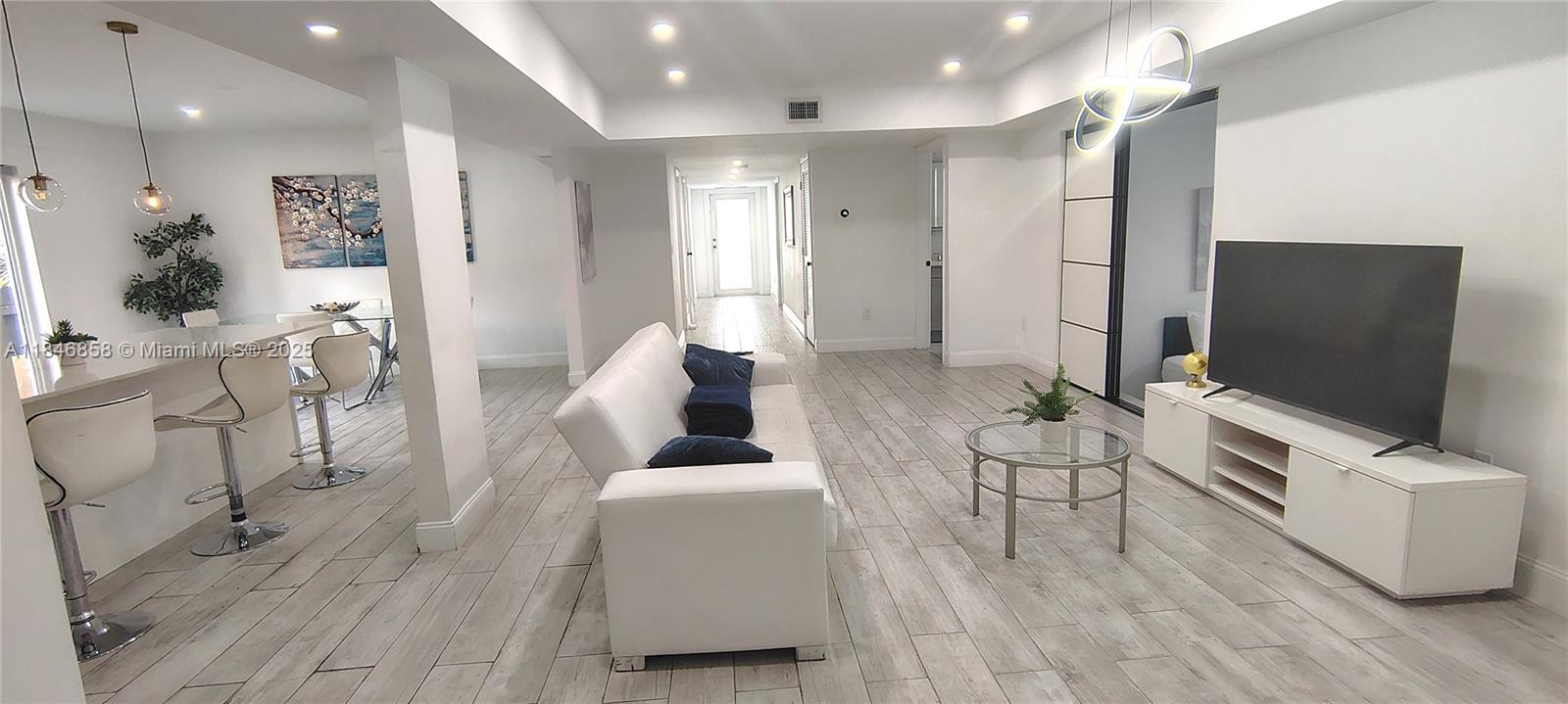 EL PORTAL - Residential