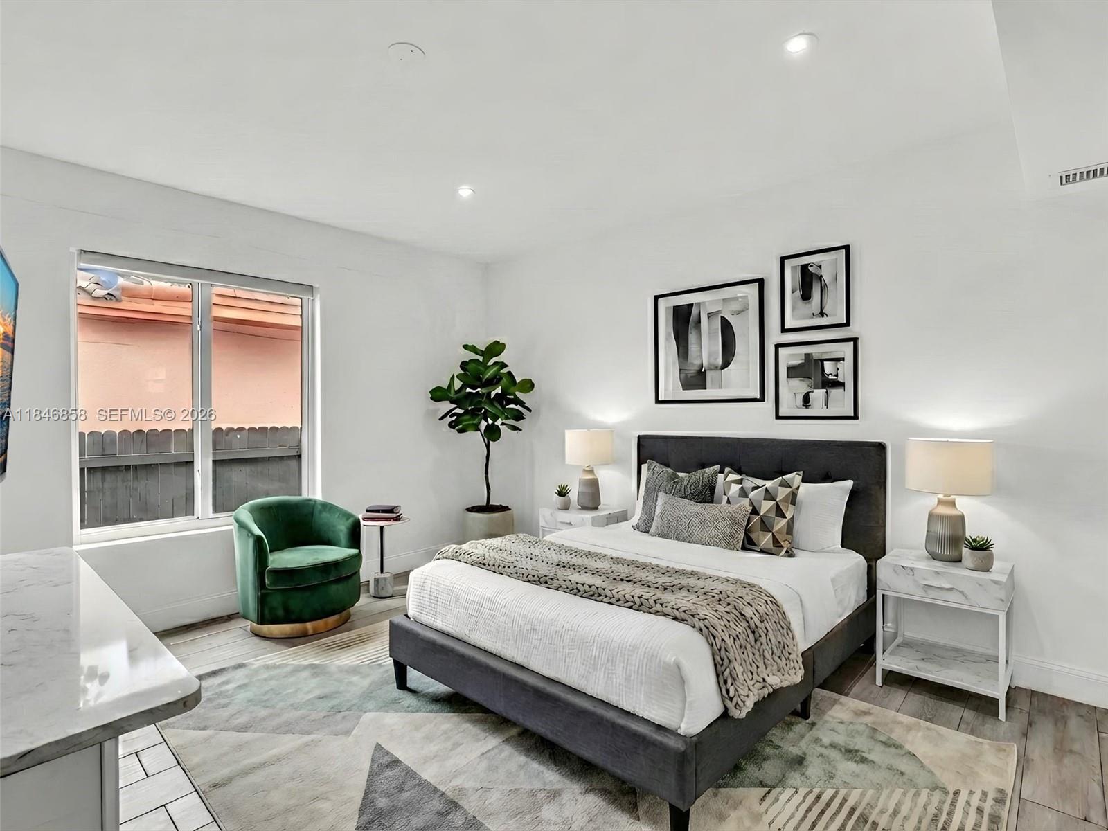 EL PORTAL - Residential