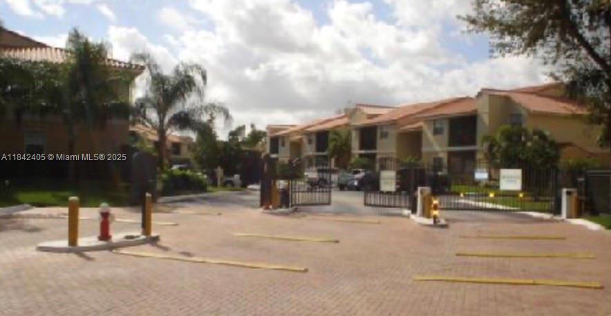 1227 SW 46th Ave 314